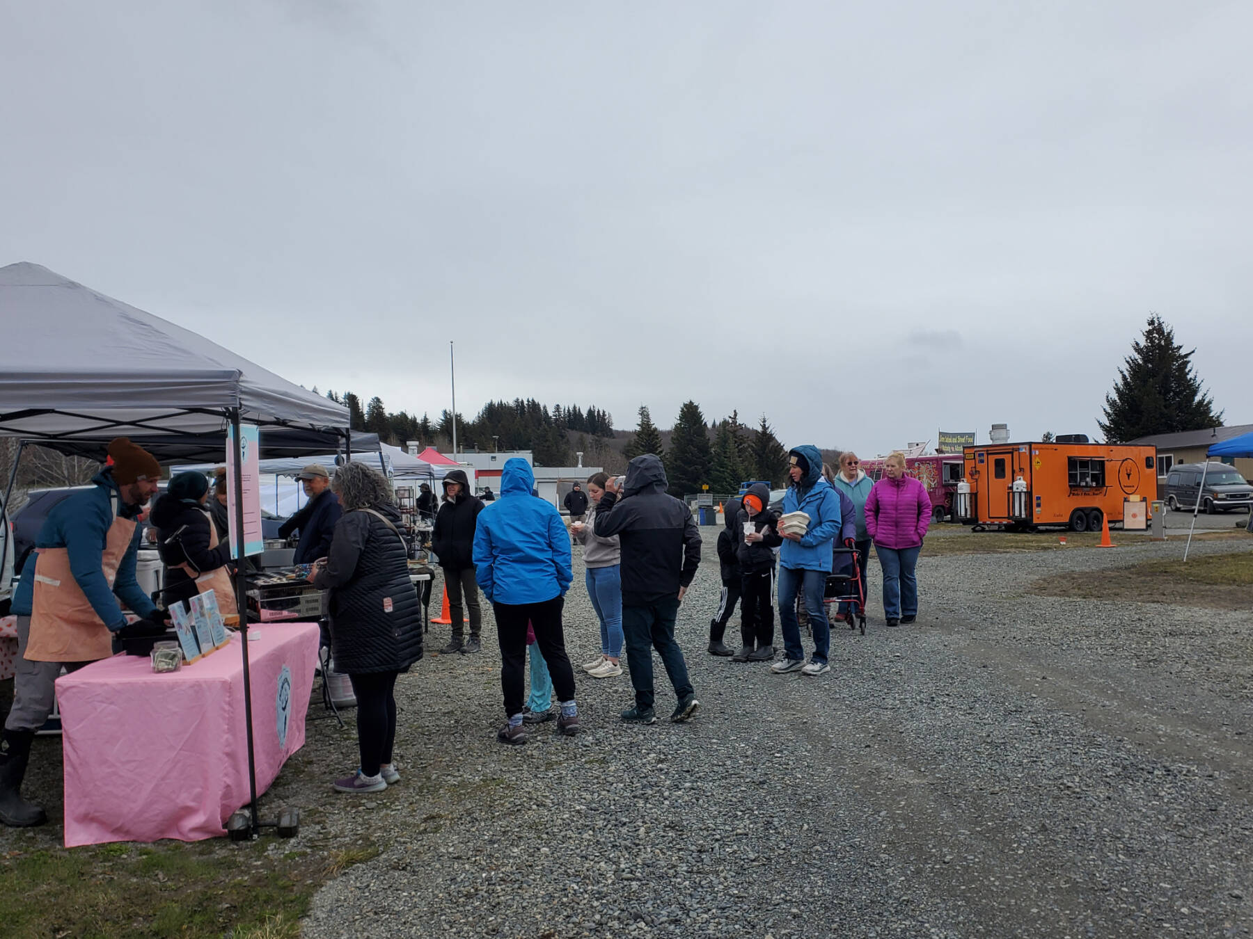 Homer community members line up for delicious offerings from multiple food trucks and booths at the Taste of Homer Food Truck Festival on Saturday, May 10, 2024 at the Baycrest KOA Campground in Homer, Alaska. (Photo by Delcenia Cosman/Homer News)
Homer community members line up for delicious offerings from multiple food trucks and booths at the Taste of Homer Food Truck Festival on Saturday, May 10, 2024 at the Baycrest KOA Campground in Homer, Alaska. (Photo by Delcenia Cosman/Homer News)