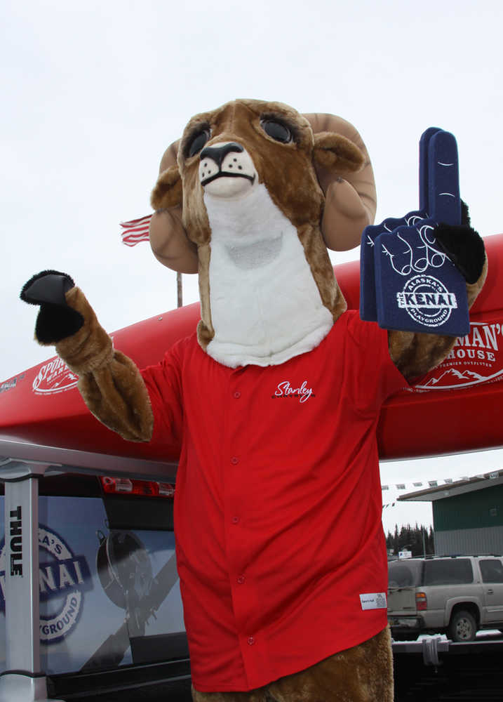 Snow Squall holds as 23rd St. Patrick's Day parade passes by
