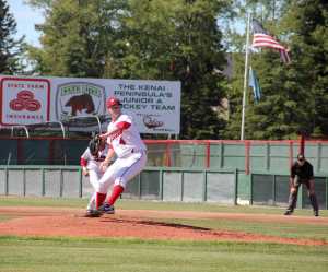 Photo by Dan Balmer/Peninsula Clarion Peninsula OIlers starter Sean Mason delivers a pitch in the second inning of the Oilers season opener against the San Francisco Seals Sunday.