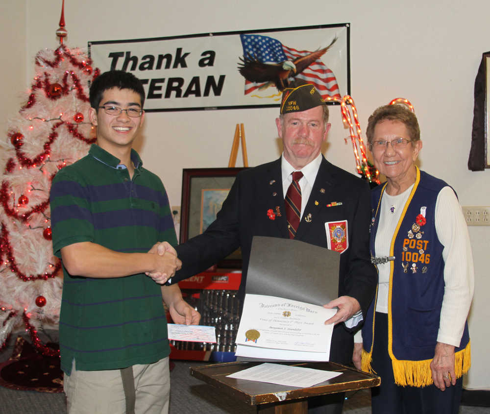 Voice of Democracy winner congratulated by Veterans of Foreign Wars