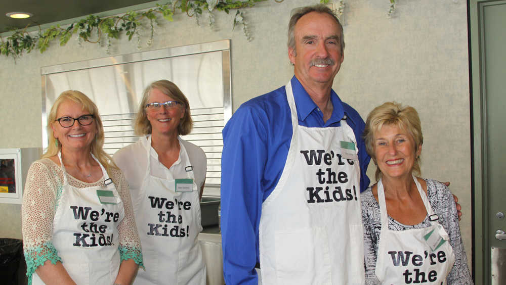 Old timers enjoy turkey dinner