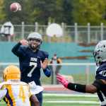 Photo by Rashah McChesney/Peninsula Clarion  Soldotna's Brandon Crowder throws  to Keola Finau during their game against Lathrop on Saturday Sept. 26, 2015 in Soldotna, Alaska.