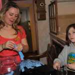 Chamber holds member-mixerr