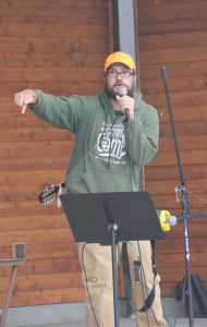 Alaska bids farwell to Dirty D