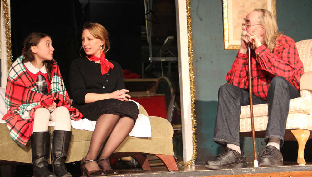 St. Nick himself stars in Miracle on 34th Street at Triumvirate