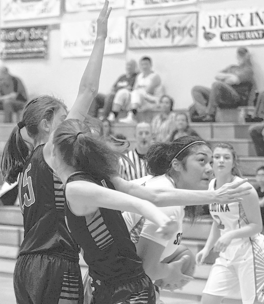 Colony basketball sweeps Soldotna