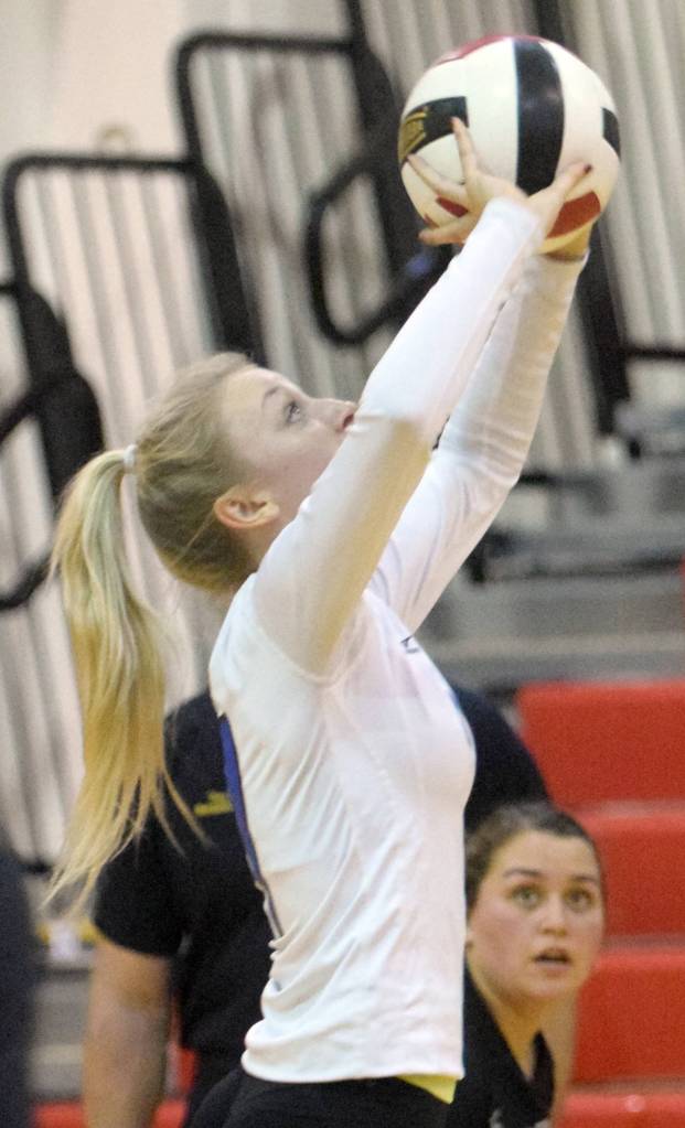 Palmer&rsquo;s Mystery Showalter passes the ball against Kenai Central on Wednesday, Sept. 6, 2017, at Kenai Central High School. (Photo by Jeff Helminiak/Peninsula Clarion)