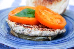 This Oct. 2 photo shows a meatless cheesy oat burger in Bethesda, Md. Part-skim ricotta cheese is the star of a tasty meatless burger patty that looks almost like a turkey burger, but tastes more like an Italian-inspired fried cheese appetizer. (Melissa D&rsquo;Arabian via AP)