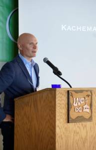 Photo by Michael Armstrong/Homer News Kachemak Bay Writers&rsquo; Conference keynote speaker Anthony Doerr delivers the opening address at the start of the annual conference last Friday, June 5, at Land&rsquo;s End Resort.