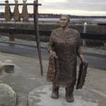 A bronze statue near Anchorages Ship Creek represents Olga, an elder and matriarch for the Denaina people north of Anchorage. (Photo courtesy of Joel Isaak)