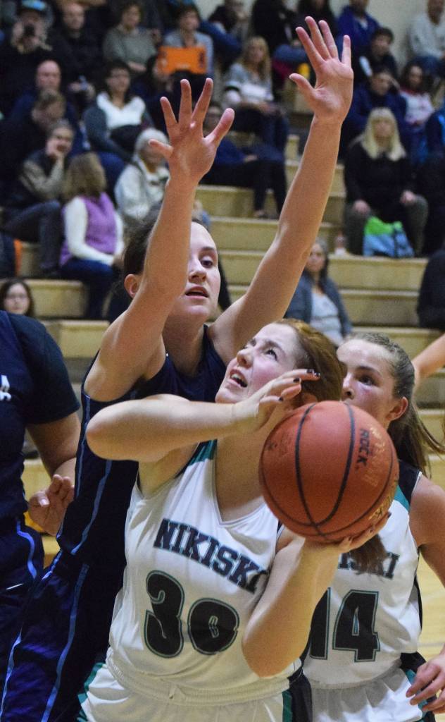 Nikiski girls sink late shot to beat Soldotna