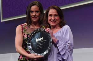Cindy Harris, right, receives the Advocate of the Year Award from the Alzheimers Association during its annual forum in Washington, D.C. on April 1. (Photo courtesy of Cindy Harris)