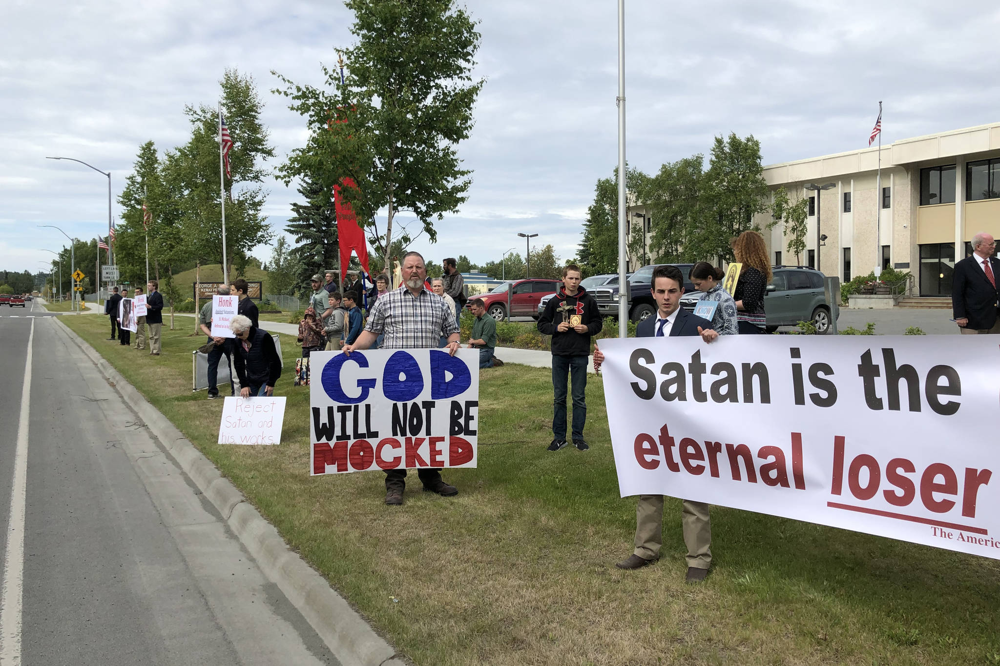 Satanic Temple invocation prompts protest, walkouts at assembly meeting ...