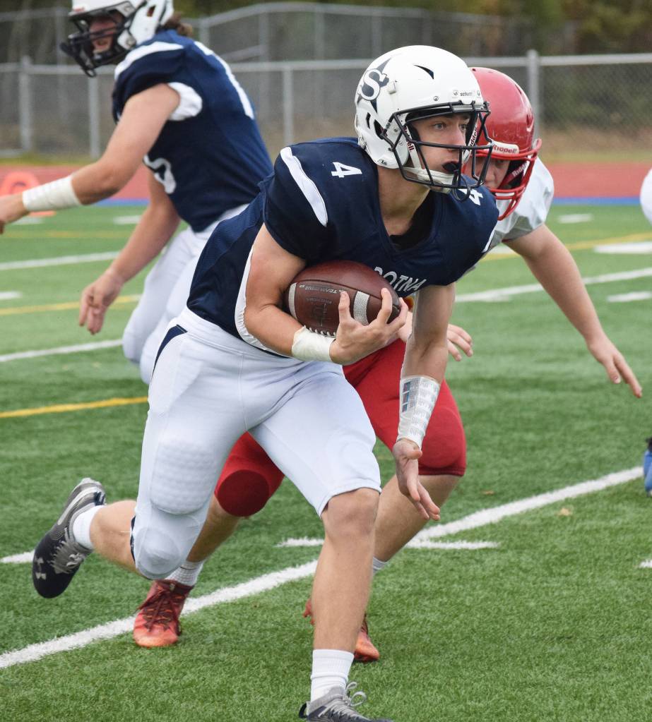 Soldotnas Jersey Truesdell takes off on a run in a Div. II state semifinal Friday, Oct. 11, 2019, against West Valley in Soldotna, Alaska. (Photo by Joey Klecka/Peninsula Clarion)