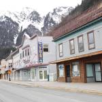 No cruises till July at the earliest mean these tourist-targeted shops downtown will likely remain shuttered for months longer, March 20, 2020. (Michael S. Lockett | Juneau Empire)