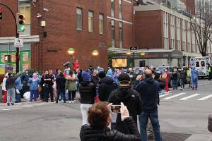 South Peninsula Hospital health worker helps NYC during pandemic