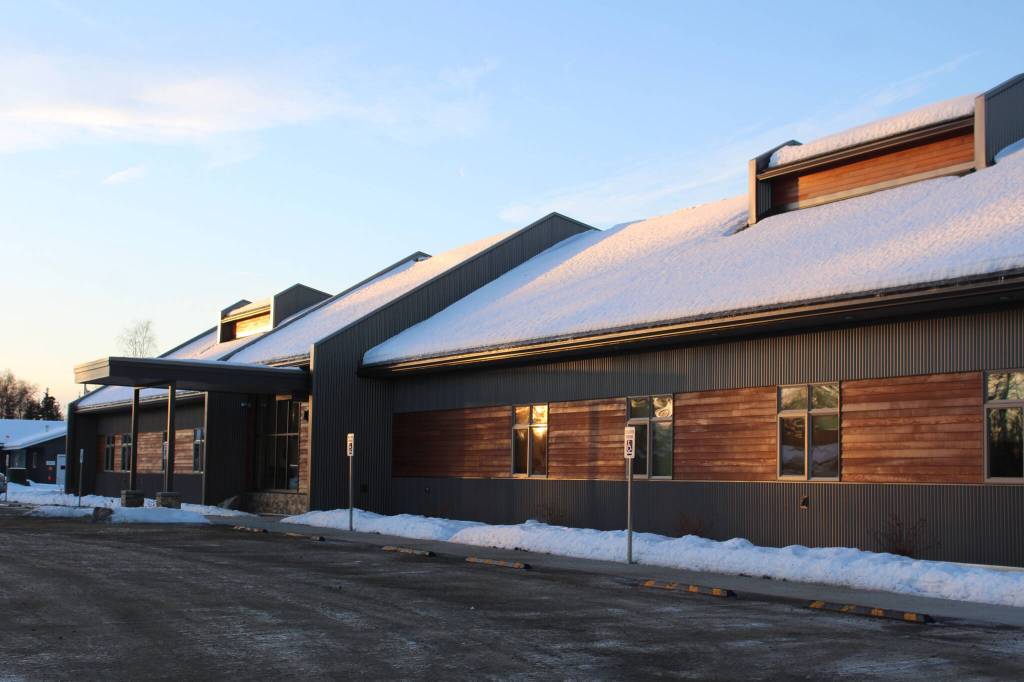Snow covers the Soldotna Community Based Outpatient Clinic on Thursday, Dec. 29, 2021 in Soldotna, Alaska. (Ashlyn OHara/Peninsula Clarion)
