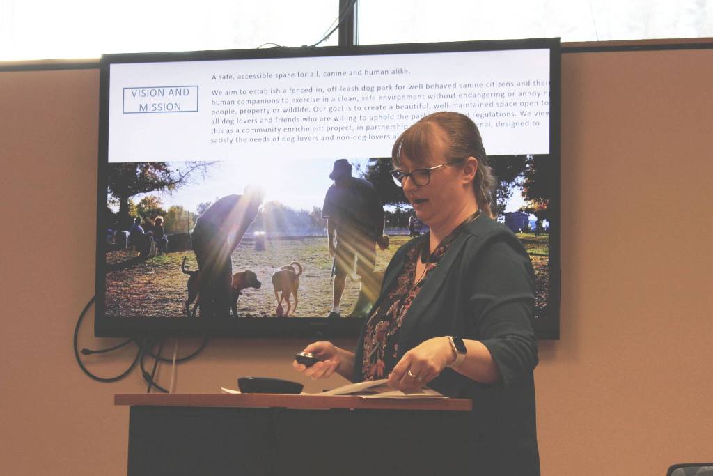 Crystal Locke speaks in support of the donation of an additional .53 acres of land for a community dog park during a presentation to the Kenai City Council on Wednesday, April 20, 2022, in Kenai, Alaska. (Ashlyn OHara/Peninsula Clarion)
