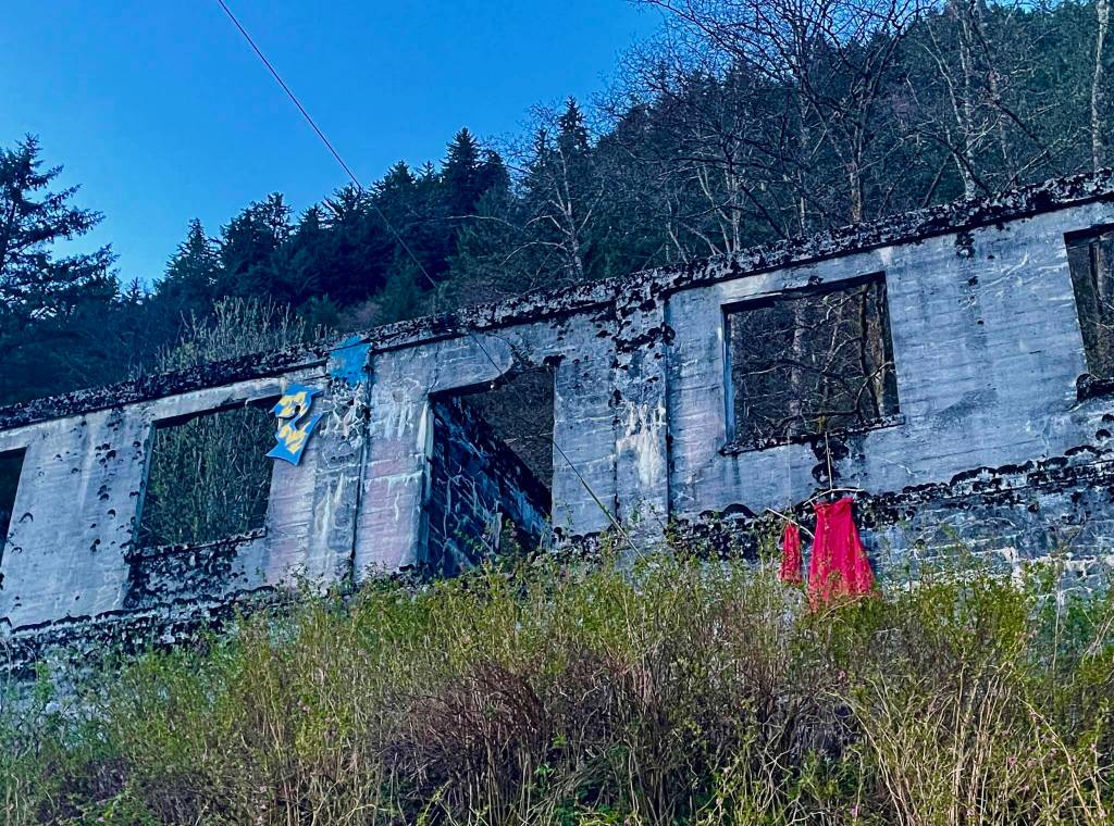Michael S. Lockett / Juneau Empire
A small and medium-sized dress symbolizing a murdered or missing child and teenage girl respectively hang from the ruins off Gastineau Avenue following the annual Murder and Missing Indigenous Persons rally on May 5, 2022.