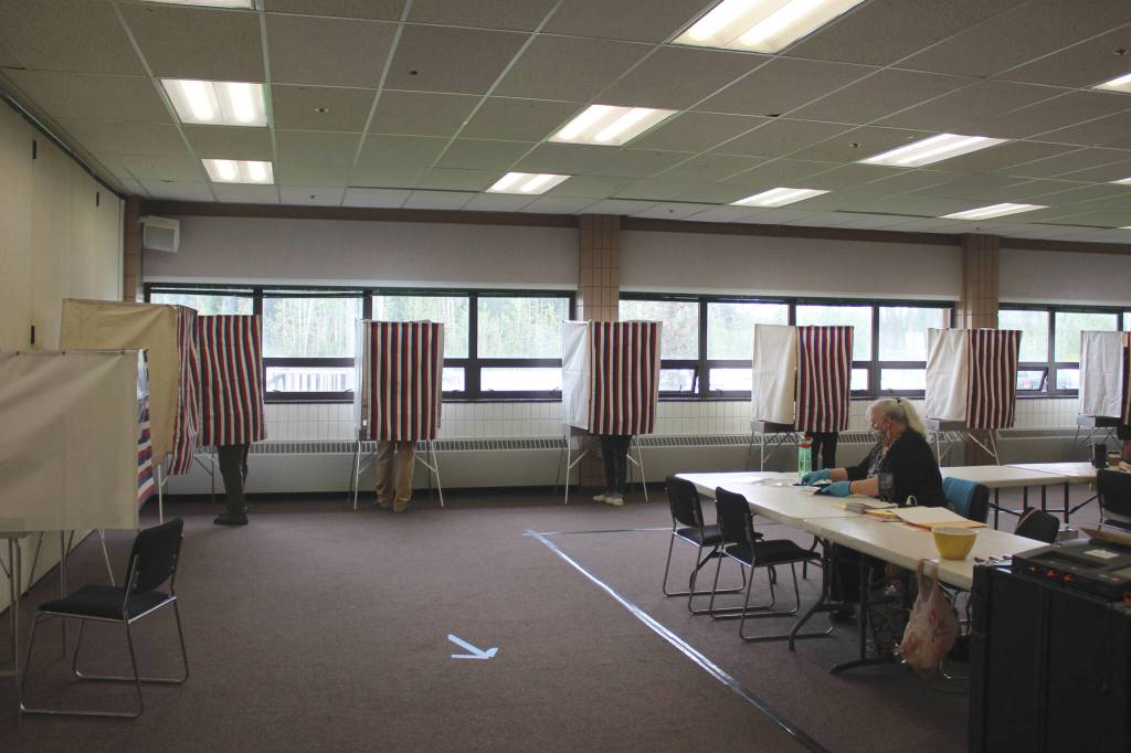 Voters cast ballots in Alaskas special general and regular primary elections at the Soldotna Regional Sports Complex on Tuesday, Aug. 16, 2022 in Soldotna, Alaska. (Ashlyn OHara/Peninsula Clarion)