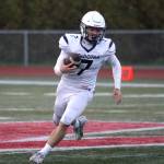 Soldotnas Zac Buckbee rushes against Wasilla on Friday, Sept. 23, 2022, at Wasilla High School in Wasilla, Alaska. (Photo by Jeremiah Bartz/Frontiersman)