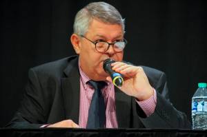 Charlie Pierce, a Republican candidate for Alaska governor, answers a question during a debate, Saturday, Oct. 22, 2022, in Anchorage, Alaska. A lawsuit filed a day earlier by an employee when he was mayor of the Kenai Peninsula Borough accuses Pierce of constant unwanted physical touching, sexual remarks and sexual advances. Pierce declined comment on the lawsuit to The Associated Press, and said he didnt plan to suspend his gubernatorial campaign. (AP Photo / Mark Thiessen)