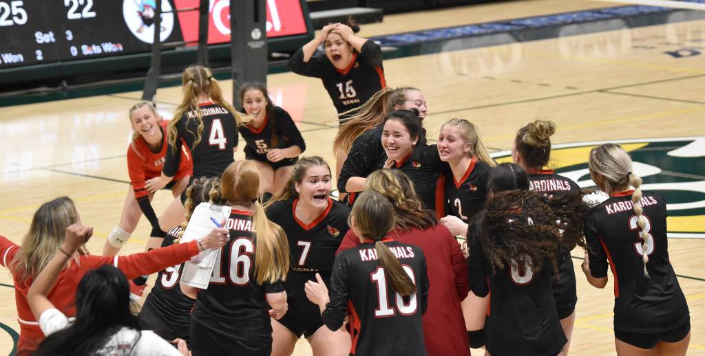 Kenai celebrates winning the Class 3A state title Saturday, Nov. 12, 2022, at the Alaska Airlines Center in Anchorage, Alaska. (Photo by Jeff Helminiak/Peninsula Clarion)