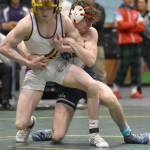 Soldotnas Ezekiel Miller defeats Lathrops Riley Williams for the Division I state title at 125 pounds Saturday, Dec. 18, 2022, at the state wrestling tournament at the Alaska Airlines Center in Anchorage, Alaska. (Photo by Jeff Helminiak/Peninsula Clarion)