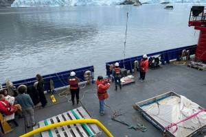 R/V Sikuliaq research crew in the Gulf of Alaska, July 2022. (Photo by Emilie Springer)