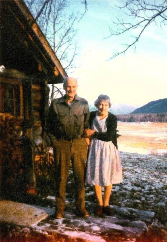 Photo 210.029.072, from the Clark Collection, courtesy of Hope and Sunrise Historical and Mining Museum 
Carl and Emma Clark pose near their home in Hope in 1986.