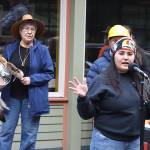 Mark Sabbatini / Juneau Empire
Rebekah Contreras, right, and Kashudoha Wanda Culp, both Hoonah residents, talk about the impacts of cruise ship tourism and other activities that are having climate and environmental impacts in their community during a climate change protest in downtown Juneau at midday Tuesday.