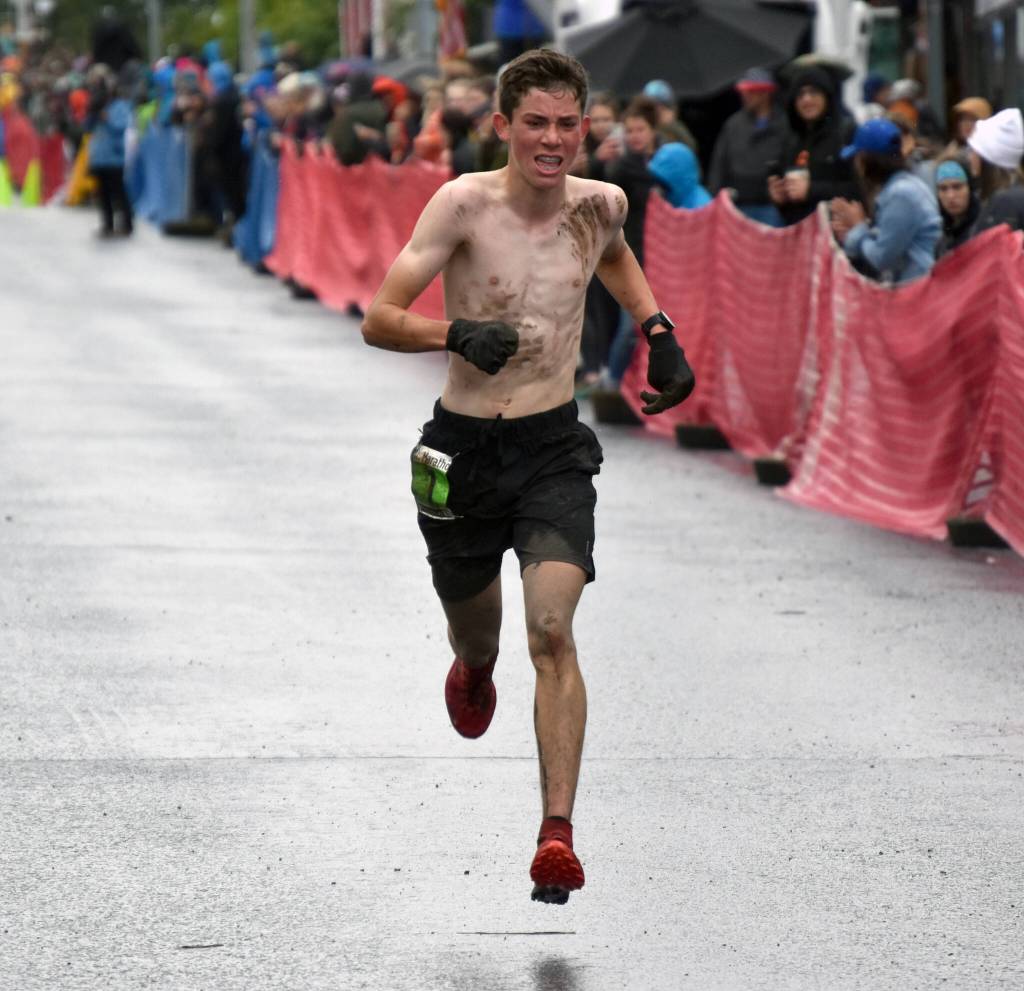 Palmers Coby Marvin wins the boys junior Mount Marathon Race on Tuesday, July 4, 2023, in Seward, Alaska. (Photo by Jeff Helminiak/Peninsula Clarion)
