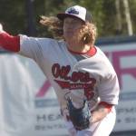 Oilers reliever Mose Hayes delivers to the Anchorage Glacier Pilots on Saturday, July 27, at Coral Seymour Memorial Park in Kenai, Alaska. (Photo by Jeff Helminiak/Peninsula Clarion)