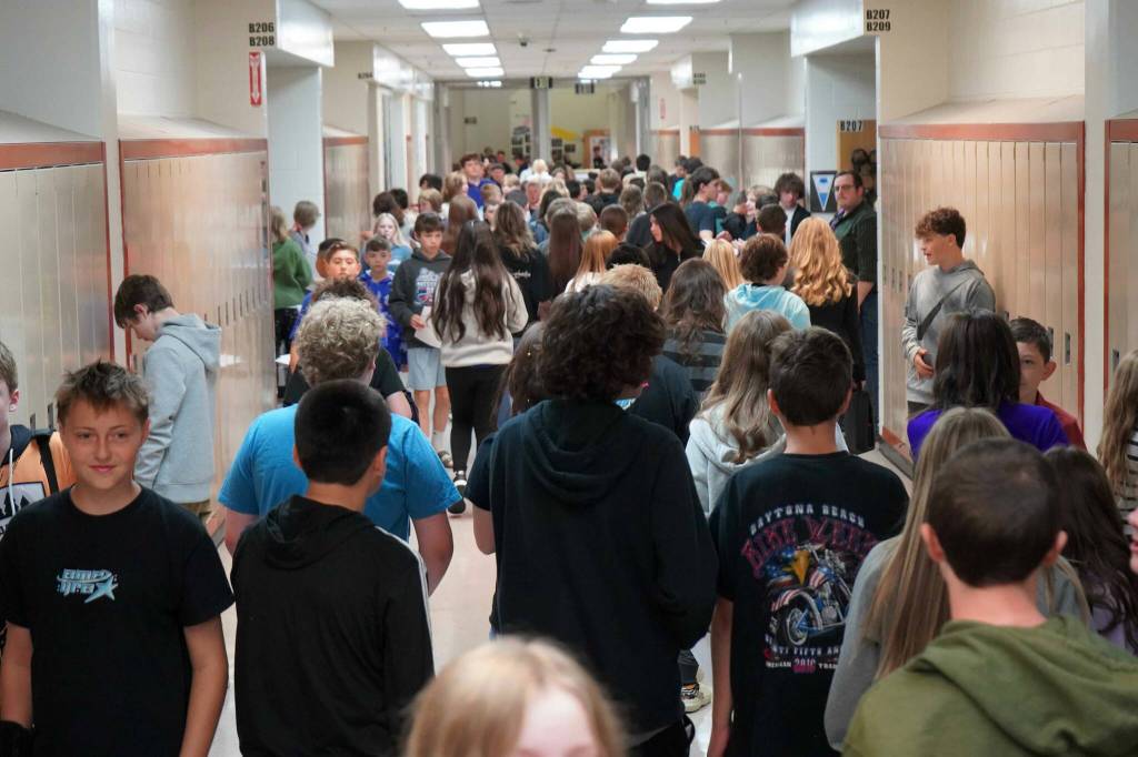 Students fill the hallways on the first day of the school year at Skyview Middle School near Soldotna, Alaska, on Wednesday, Aug. 21, 2024. (Jake Dye/Peninsula Clarion)