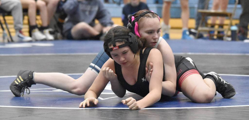 Soldotnas Riley Epling gets a major decision over Kenai Centrals Jadeyn Jacko on Tuesday, Nov. 19, 2024, at Soldotna High School in Soldotna, Alaska. (Photo by Jeff Helminiak/Peninsula Clarion)