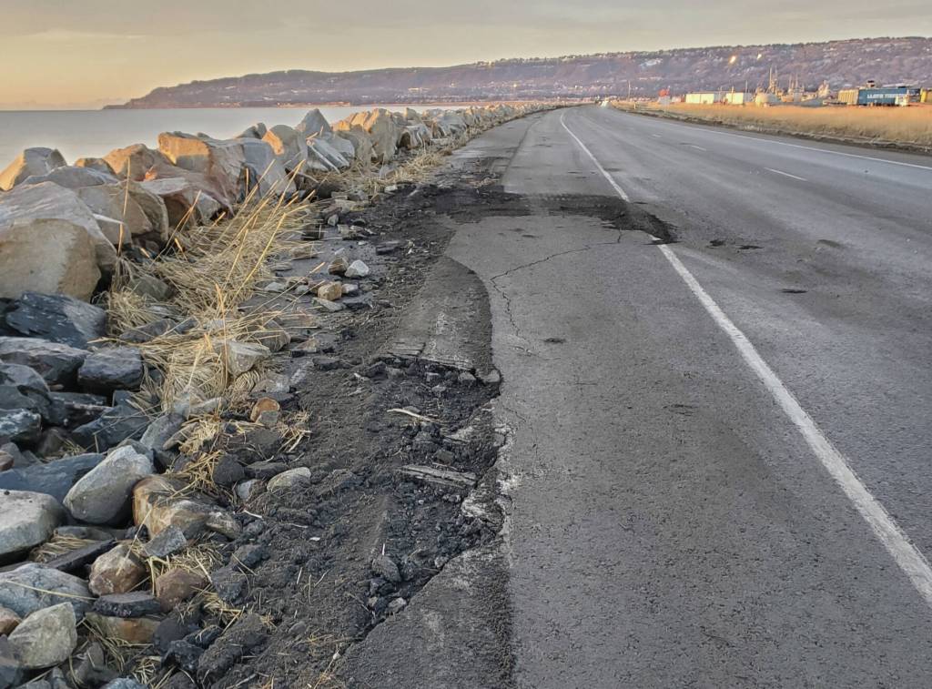 Repairs to the shoulder on Homer Spit Road are seen on Thursday, Nov. 21<ins>, 2024, in Homer, Alaska</ins>. (Delcenia Cosman/Homer News)