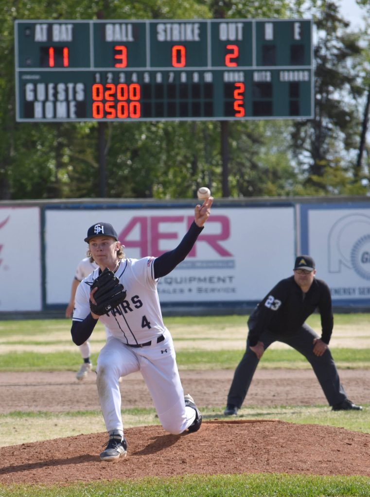 Soldotnas Matthew Schilling delivers to Monroe Catholic at the Division II state baseball tournament at Coral Seymour Memorial Park in Kenai, Alaska, on Friday, June 6, 2025. (Photo by Jeff Helminiak/Peninsula Clarion)
