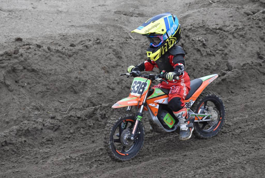 Pace Bailey of Wasilla races 50 novice at the Alaska State Motocross Series Race 4 on Sunday, June 15, 2025, at Twin City Raceway in Kenai, Alaska. (Photo by Jeff Helminiak/Peninsula Clarion)