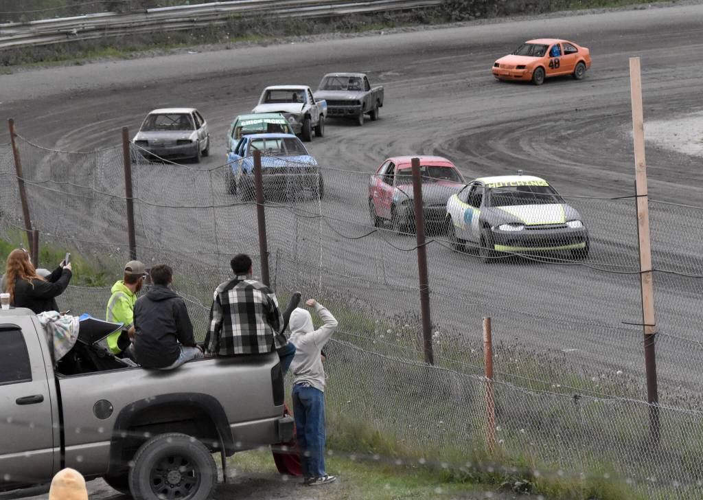 Jared Hutchings leads the Mini Stock pack on the way to victory in the feature Saturday, June 21, 2025, at the Mini Stock Dirty 30 at Twin City Raceway in Kenai, Alaska. (Photo by Jeff Helminiak/Peninsula Clarion)