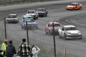 Jared Hutchings leads the Mini Stock pack on the way to victory in the feature Saturday, June 21, 2025, at the Mini Stock Dirty 30 at Twin City Raceway in Kenai, Alaska. (Photo by Jeff Helminiak/Peninsula Clarion)