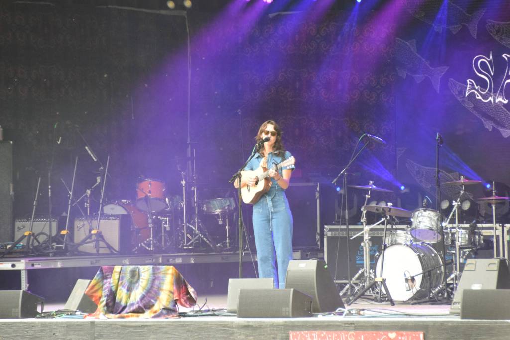 Ira Wolf performs during Salmonfest 2025 on Friday, Aug. 2, at the Kenai Peninsula Fairgrounds in Ninilchik. (Chloe Pleznac/Homer News)