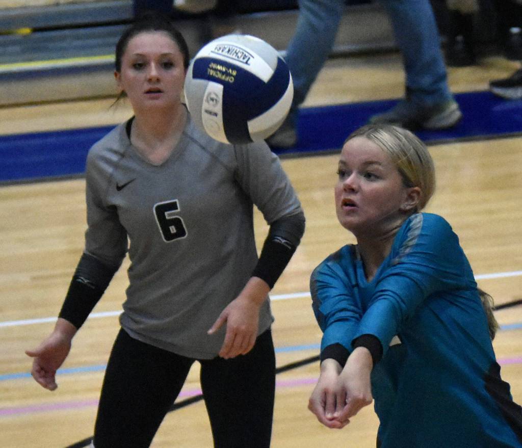 Nikiskis Abby White digs up a ball against Soldotna on Tuesday, Sept. 16, 2025, at Soldotna High School in Soldotna, Alaska. (Photo by Jeff Helminiak/Peninsula Clarion)