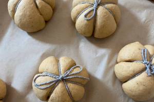 These satisfying spiced bagels aren't sweet on their own, but pair well with a honey walnut cream cheese to please any sweet tooth. (Photo by Tressa Dale/Peninsula Clarion)