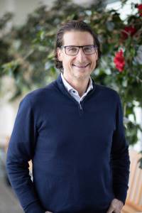 Dr. Edson Knapp is a radiologist from Homer.